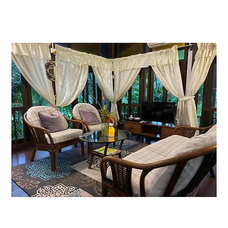 Villa Sri Kampung Kuah Exteriör bild