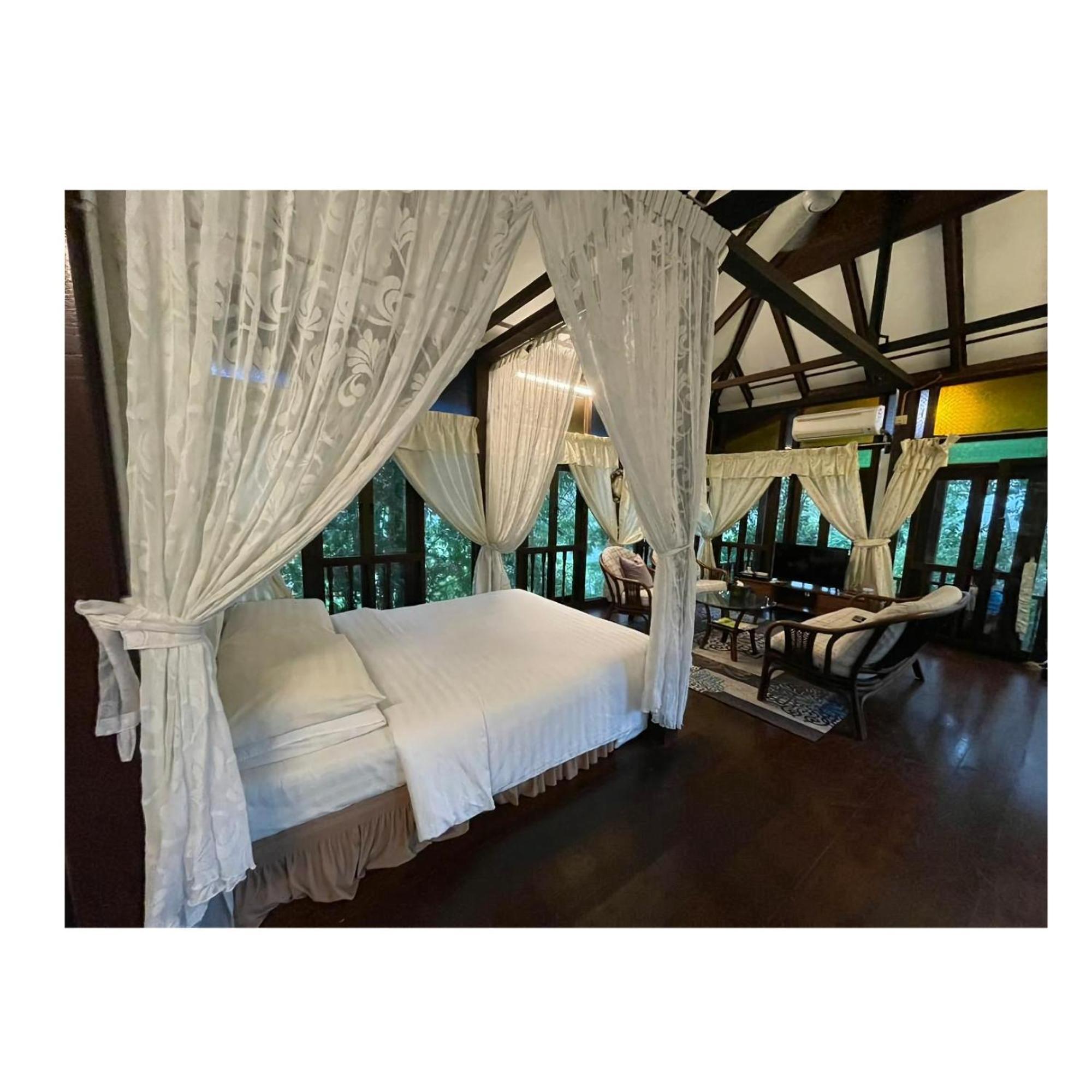 Villa Sri Kampung Kuah Exteriör bild