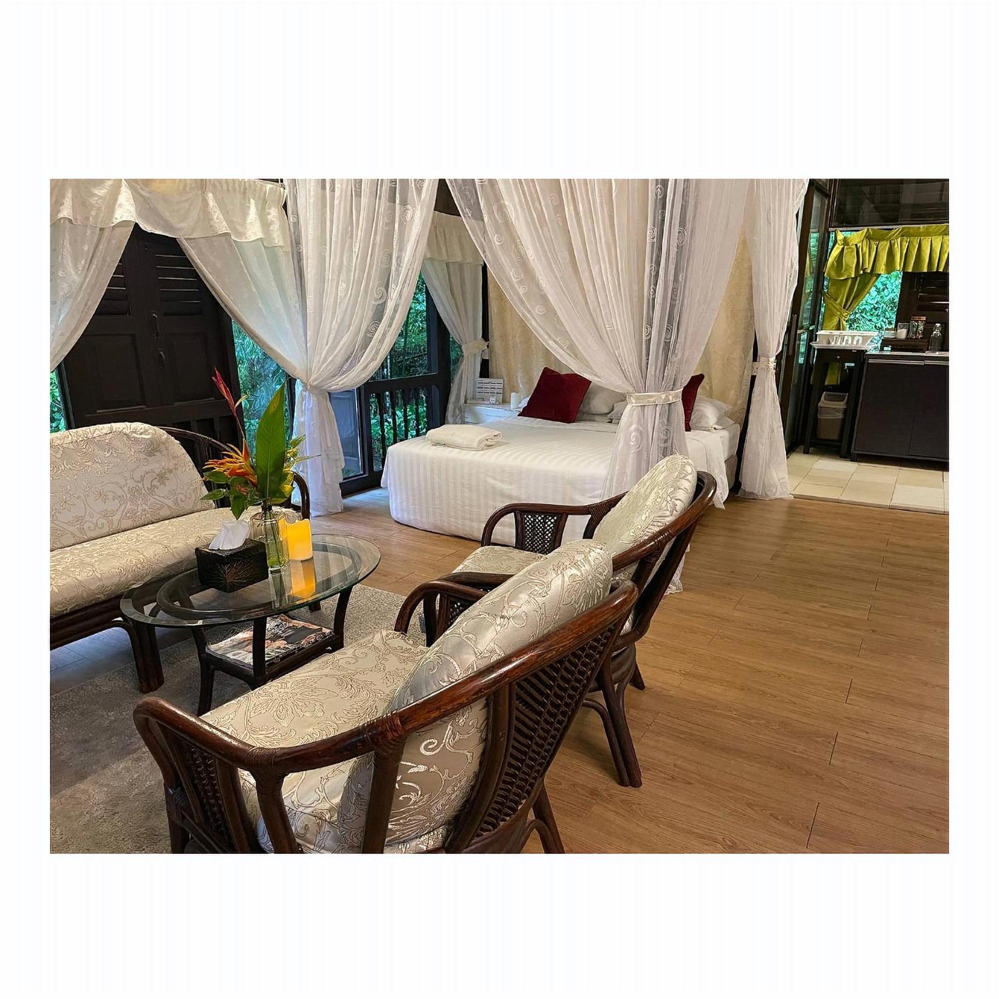 Villa Sri Kampung Kuah Exteriör bild